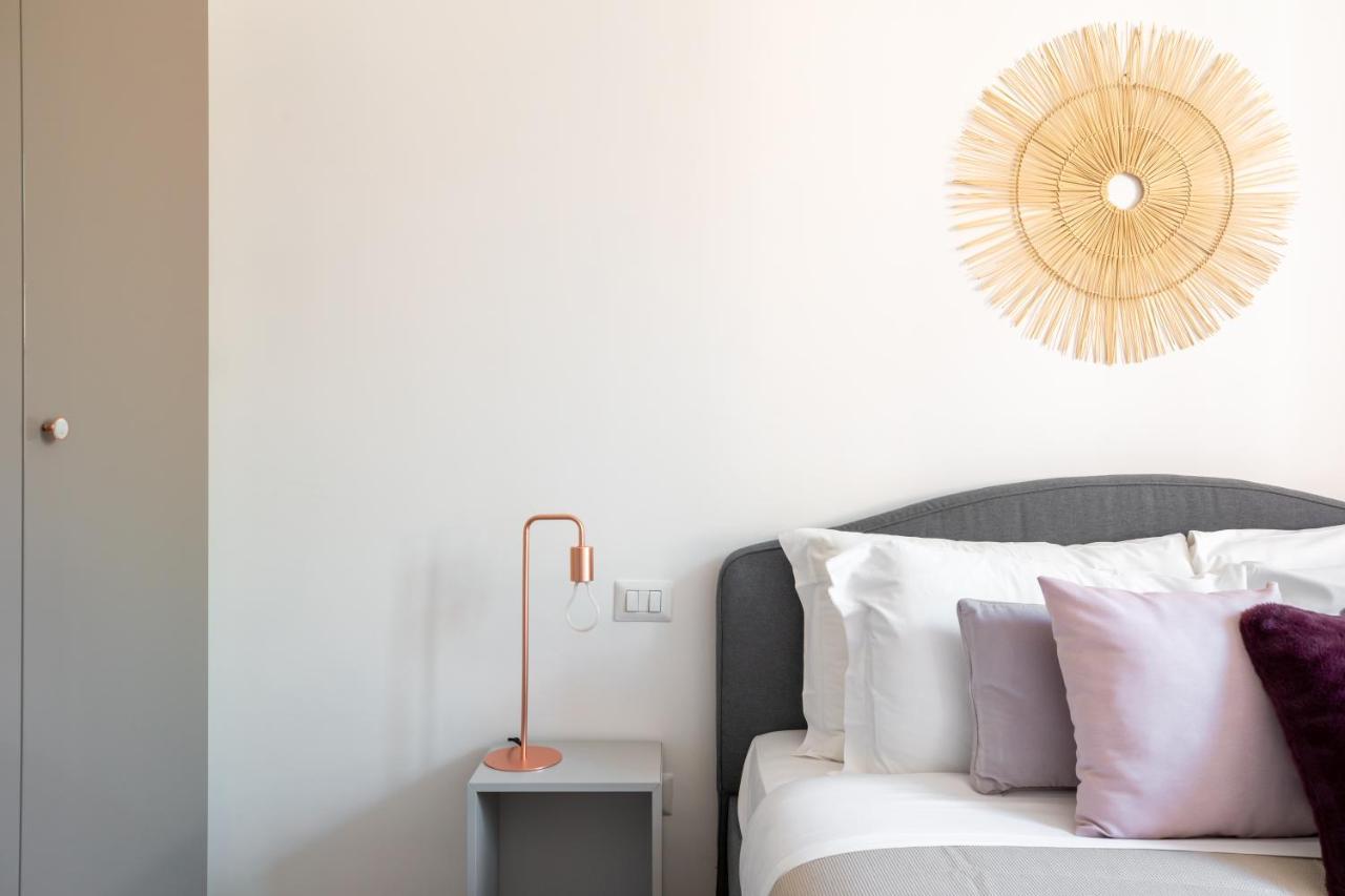 Iflat Colorful And Bright Apartament In Monti Рим Экстерьер фото